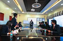 14875887552_2230.webp