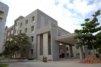 158453220421-vjim-campus-tour-250x170_1465.webp